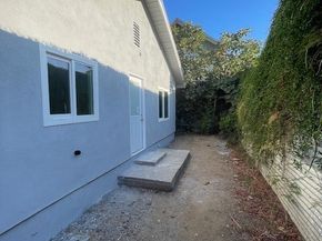 1920 Thomas, Los Angeles CA 90031