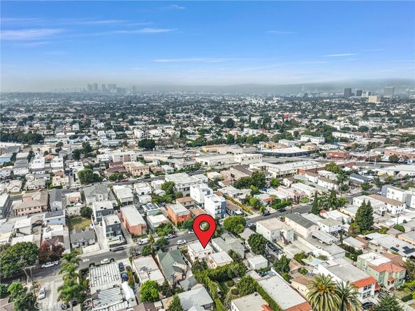 2112 S Burnside Avenue, Los Angeles CA 90016