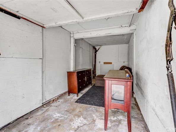 2112 S Burnside Avenue, Los Angeles CA 90016