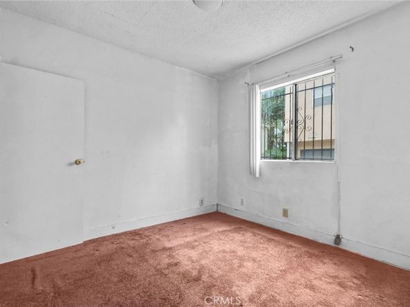 2112 S Burnside Avenue, Los Angeles CA 90016