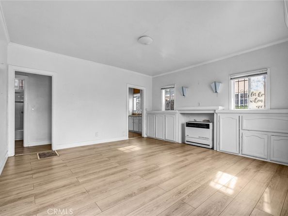 2112 S Burnside Avenue, Los Angeles CA 90016