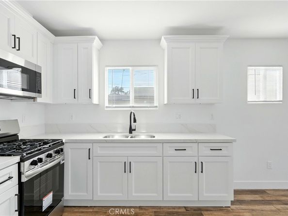 523 W 78th Street, Los Angeles CA 90044