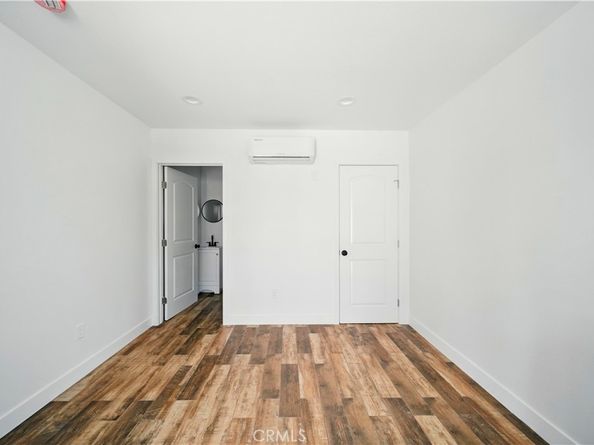 523 W 78th Street, Los Angeles CA 90044