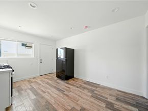 523 W 78th Street, Los Angeles CA 90044