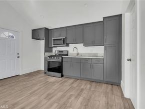 2807 S Bedford, Los Angeles CA 90034