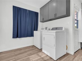 2807 S Bedford, Los Angeles CA 90034
