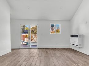 2807 S Bedford, Los Angeles CA 90034