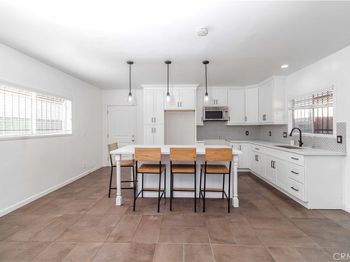 2432 E 112th Place