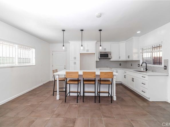 2432 E 112th Place, Los Angeles CA 90059