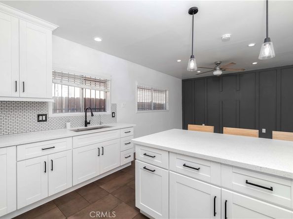 2432 E 112th Place, Los Angeles CA 90059