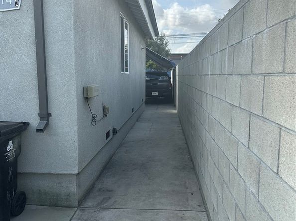 1114 E 107th Street, Los Angeles CA 90002