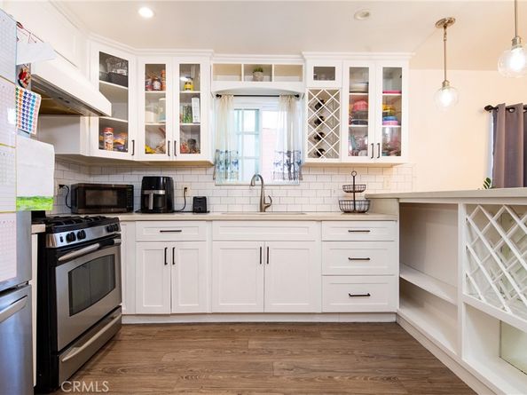 9608 Beach Street, Los Angeles CA 90002