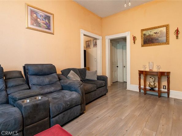 126 E 95th Street, Los Angeles CA 90003