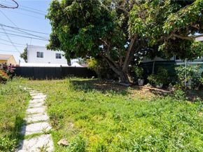 126 E 95th Street, Los Angeles CA 90003