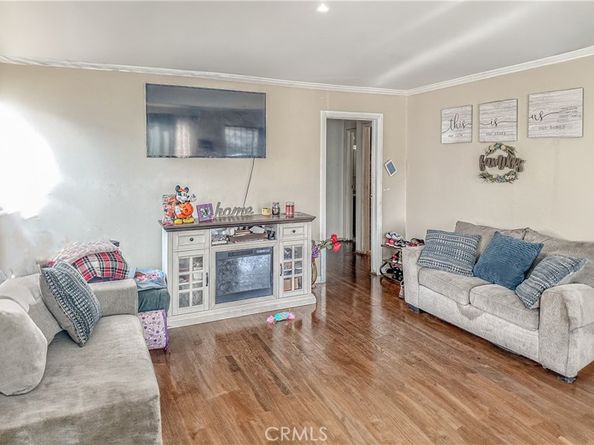 6725 Pioneer Boulevard, Whittier CA 90606