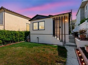 532 Rosecrans Avenue, Manhattan Beach CA 90266