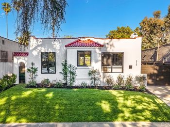 312 N Bronson Avenue