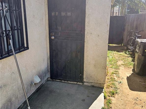 83 E Louise, Long Beach CA 90805