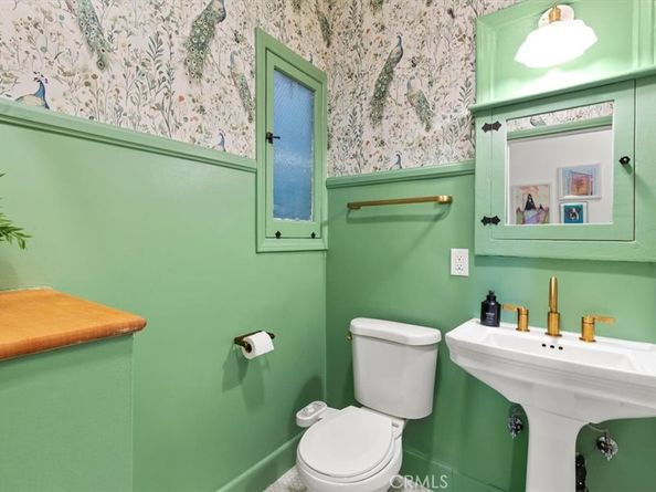 1160 N Madison Ave, Hollywood CA 90029