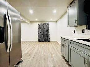 323 W 47th Place, Los Angeles CA 90037