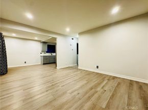 323 W 47th Place, Los Angeles CA 90037