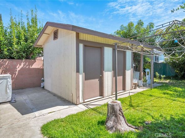 8022 Crockett Boulevard, Los Angeles CA 90001