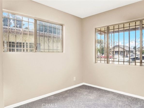 8022 Crockett Boulevard, Los Angeles CA 90001