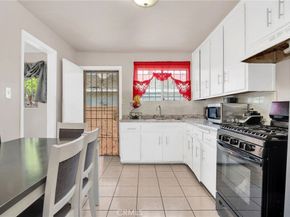 8022 Crockett Boulevard, Los Angeles CA 90001