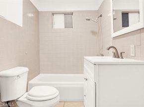 8022 Crockett Boulevard, Los Angeles CA 90001