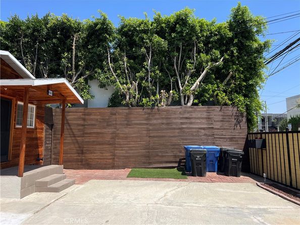 4563 Lexington Avenue, Los Angeles CA 90029