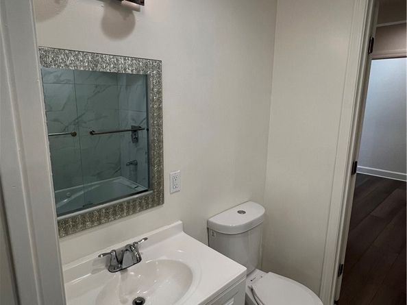 4563 Lexington Avenue, Los Angeles CA 90029