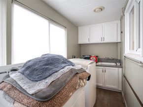 573 Kendall Avenue, Los Angeles CA 90042