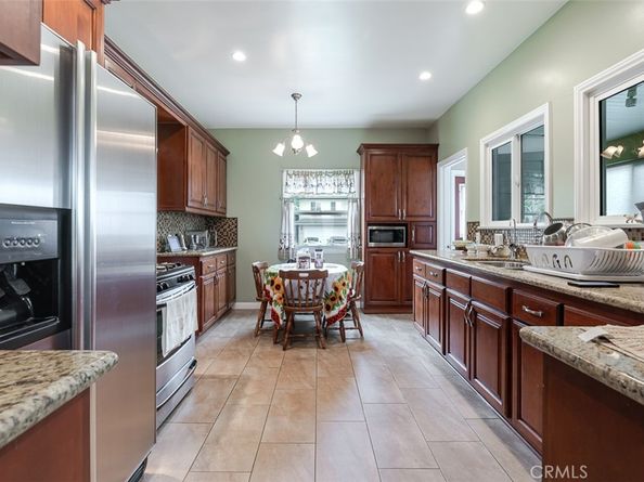 573 Kendall Avenue, Los Angeles CA 90042