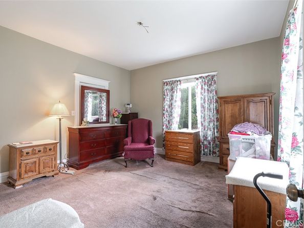 573 Kendall Avenue, Los Angeles CA 90042