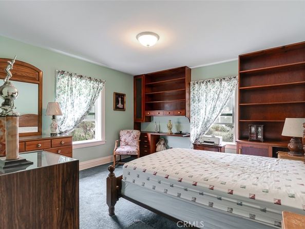 573 Kendall Avenue, Los Angeles CA 90042