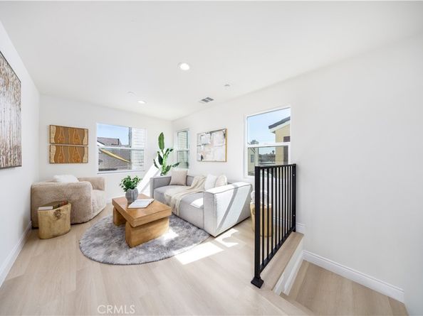 737 Lewis Street, Pomona CA 91768