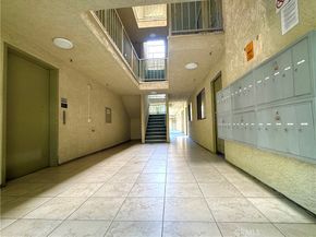 70 N Catalina 304, Pasadena CA 91106