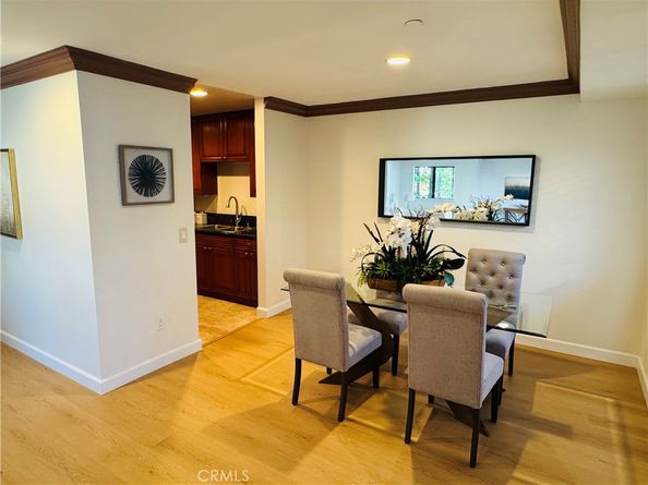 70 N Catalina 304, Pasadena CA 91106