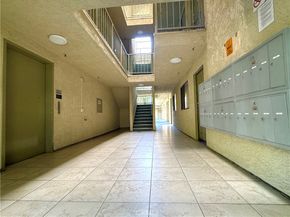 70 N Catalina 304, Pasadena CA 91106