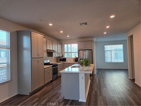 1530 W Cameron, West Covina CA 91790