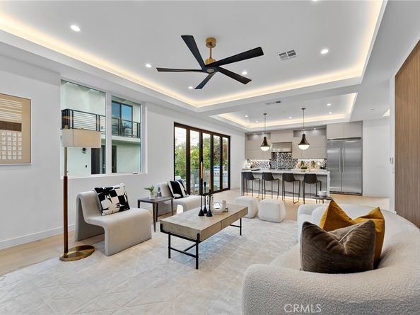 3932 S Minerva Avenue, Los Angeles CA 90066