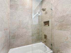 3932 S Minerva Avenue, Los Angeles CA 90066