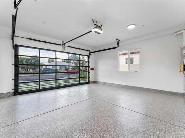 3932 S Minerva Avenue, Los Angeles CA 90066