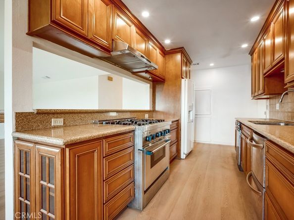 6740 London, Rancho Cucamonga CA 91701