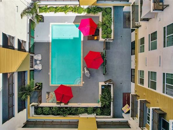 2939 Leeward 212, Los Angeles CA 90005