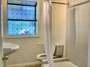 99 N Greenwood Avenue, Pasadena CA 91107