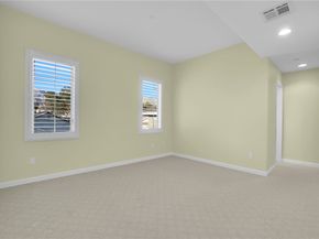 53 N Oak Avenue 5, Pasadena CA 91107