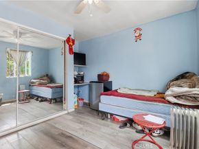 201 W 50th, Los Angeles CA 90037