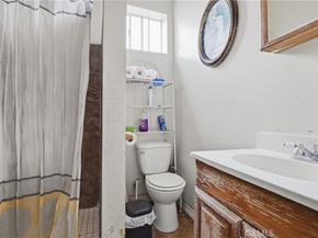201 W 50th, Los Angeles CA 90037