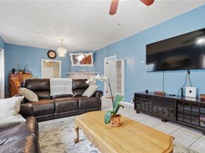 201 W 50th, Los Angeles CA 90037